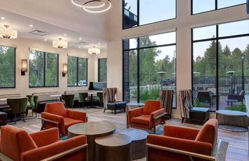 Steamboat Springs Hotel | 62 m² Hotel ∙ 2 bedrooms ∙ 127 guests