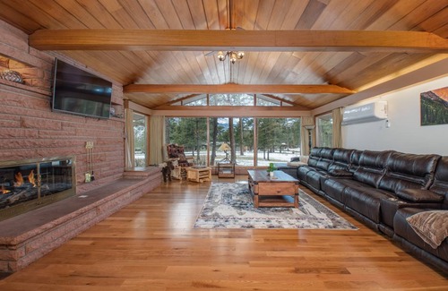 Stanley Hills House | 650 m² House ∙ 6 bedrooms ∙ 14 guests