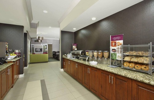 Colorado Springs Hotel | 67 m² Hotel ∙ 127 guests