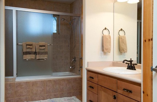 Columbine Lake House | 672 Beaver Circle