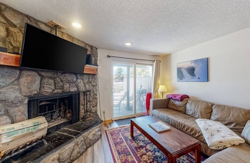 Fraser Condo | 72 m² Condo ∙ 2 bedrooms ∙ 7 guests