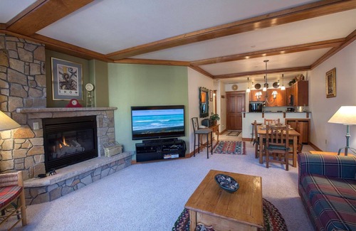 Mountain Village House | 75 m² House ∙ 1 bedroom ∙ 4 guests