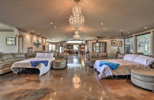 Durango House | 789 m² House ∙ 3 bedrooms ∙ 16 guests