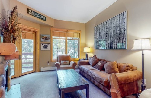 Copper Mountain Village Condo | 79 m² Condo ∙ 1 bedroom ∙ 4 guests