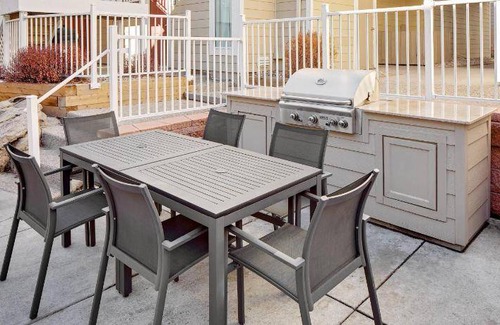 Highland Hotel | 79 m² Hotel ∙ 127 guests
