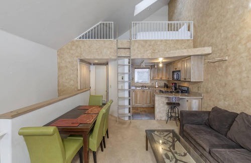 Telluride Apartment | 84 m² Apartment ∙ 2 bedrooms ∙ 6 guests