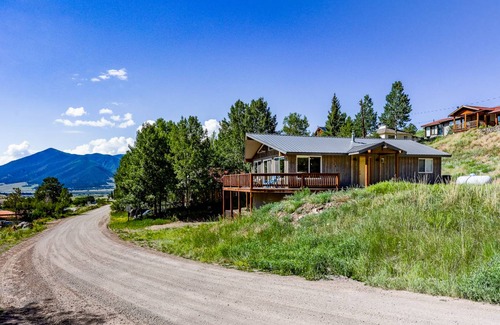 Creede House | 84 m² House ∙ 2 bedrooms ∙ 6 guests