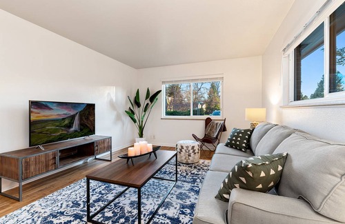 University Acres Condo | 85 m² Condo ∙ 2 bedrooms ∙ 6 guests