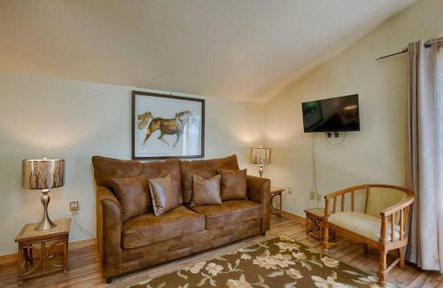 San Juan River Village House | 86 Larkspur Pl