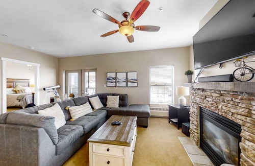 Silvercreek Condo | 88 m² Condo ∙ 2 bedrooms ∙ 7 guests