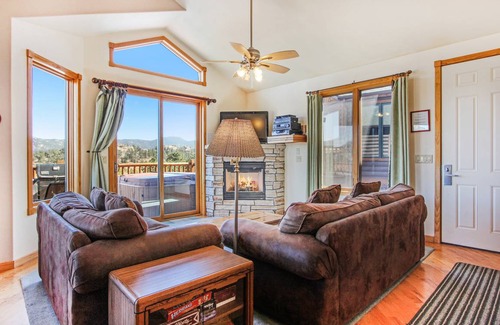 Estes Park Condo | 91 m² Condo ∙ 2 bedrooms ∙ 6 guests