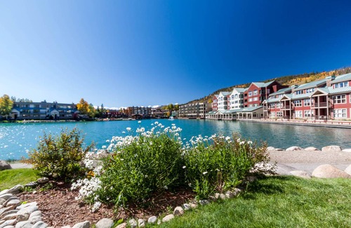 Lakeside Village Apartment | 92 m² Apartment ∙ 1 bedroom ∙ 4 guests