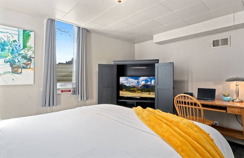 Old Town West Apartment | 93 m² Apartment ∙ 2 bedrooms ∙ 4 guests