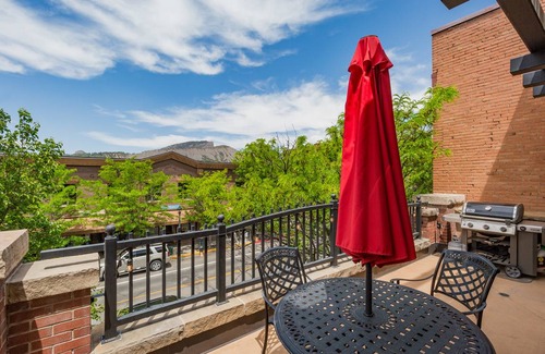 Historic Downtown Durango Condo | 93 m² Condo ∙ 2 bedrooms ∙ 6 guests