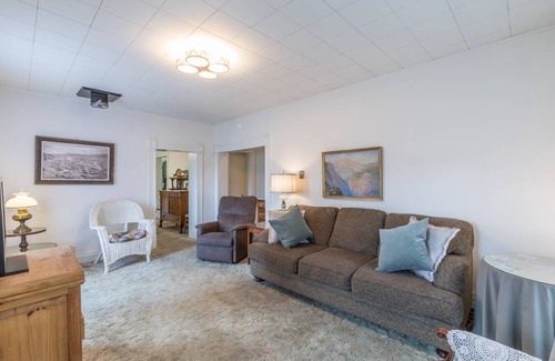 Creede House | 93 m² House ∙ 2 bedrooms ∙ 4 guests