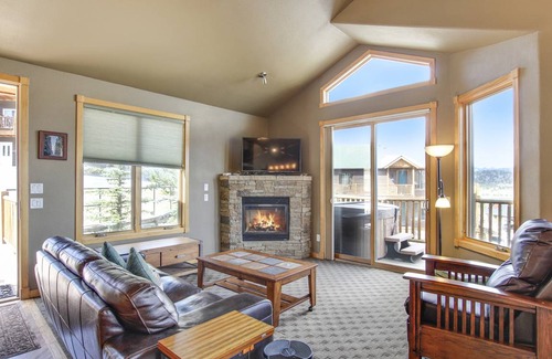 Estes Park Condo | 94 m² Condo ∙ 2 bedrooms ∙ 6 guests