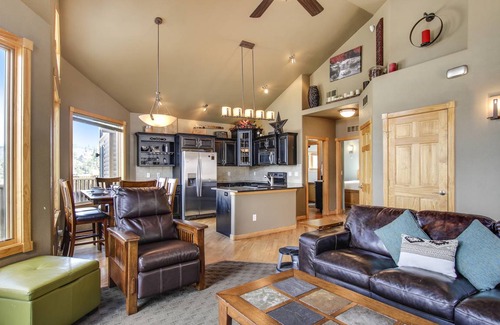 Estes Park Condo | 94 m² Condo ∙ 2 bedrooms ∙ 6 guests