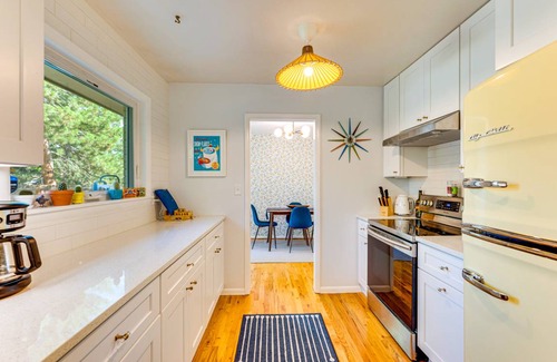 Baseline Sub House | 95 m² House ∙ 3 bedrooms ∙ 5 guests