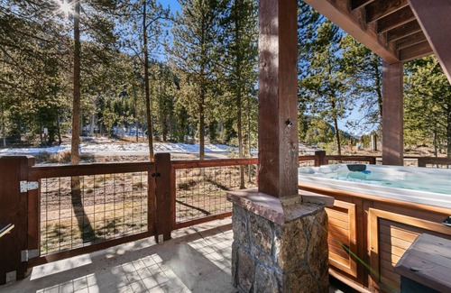Lakeside Village Apartment | 98 m² Apartment ∙ 2 bedrooms ∙ 8 guests