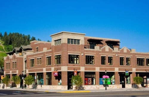 Downtown Steamboat Springs House | Alpenglow Condominiums - ALP2D