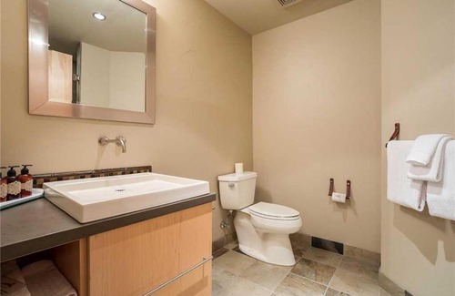 Downtown Steamboat Springs House | Alpenglow Condominiums - ALP2C