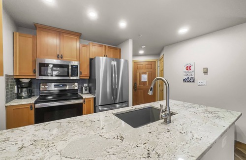 Copper Mountain Village Condo | Amazing Center Village Unit, Extra Sleeping Area, Walk to American Eagle - PP3