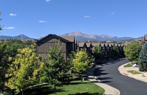 West Colorado Springs House | Amazing Mountain Views & Spectacular Location! Private Master Bedroom Available!