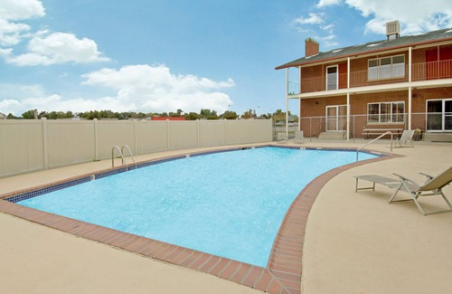 Evans Hotel | Americas Best Value Inn Greeley Evans