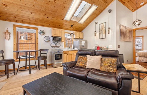 Fall River Estates Condo | Antlers Pointe 07 (HT)