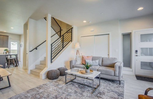 Colorado Springs Apartment | Apartment ∙ 4 bedrooms ∙ 8 guests