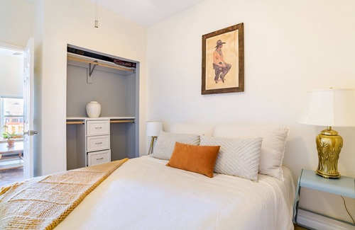 Cole House | Artsy, peaceful townhouse w/ private yard - 3 mins from RiNo!