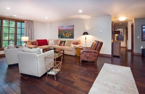 Avon House | Ascent Residence 309