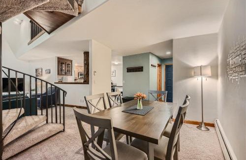 Eagle-Vail Apartment | B9 Cornerstone townhouse