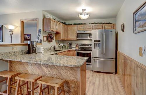 Wildernest Apartment | BB204 Buffalo Village Condo
