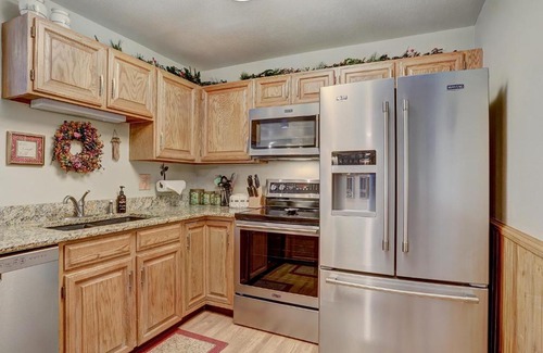 Wildernest Apartment | BB204 Buffalo Village Condo
