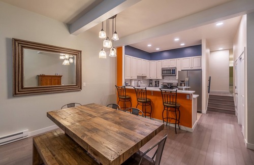 Avon Condo | BC West: Renovated, Modern 3BR Avon condo-close to BC/Vail/Free Skier Shuttle