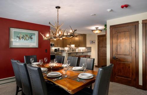 Steamboat Springs Apartment | Bear Claw 408 - Ski-in Ski-out Condo!