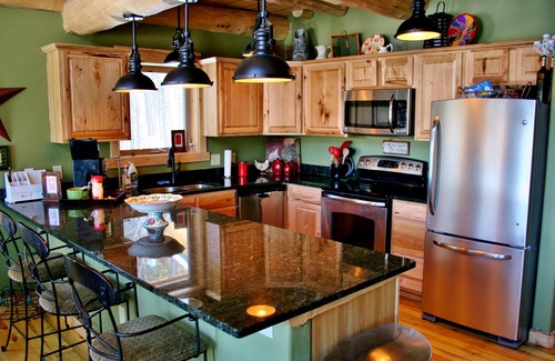 Leadville Cabin | Bear's Den