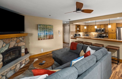 Steamboat Springs Condo | Bear Tracks, New Rental, Completely Updated, Close to Bus Line!