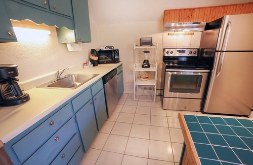 Estes Park Condo | Beautiful river and mountain views prevail from this 3-bedroom, 2-bath condo.