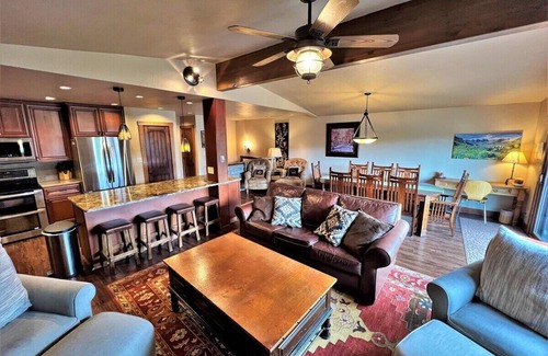 Purgatory House | Beautiful Townhome Short Walk to Slopes at Purgatory Ski Resort, Views, Grill