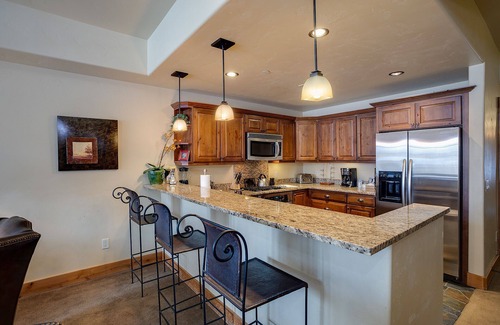 Steamboat Springs Condo | BL6106 | Mountain Residence | Private Patio with Hot Tub | Air Chilling