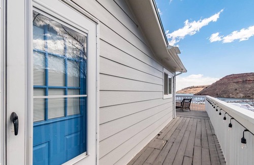 Fort Collins House | Breathtaking lakefront at Horsetooth Inlet Bay