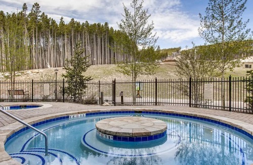 Breckenridge Condo | Breckenridge CO | Crystal Peak Lodge | 4 Bedroom