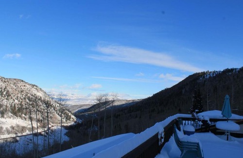 Glenwood Springs Apartment | Brettelberg Slopeside Condos A5