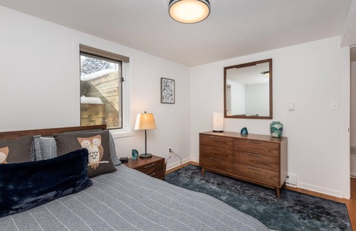 Old North Boulder Apartment | Bright and Comfortable Boulder Home-Away
