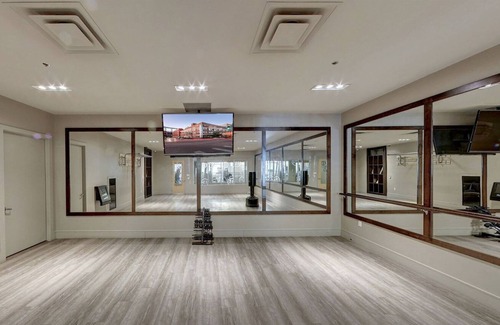 Ballpark Apartment | Bright LoDo 2BR w/ Gym, Pool, W/D, 1 block to Coors Field, by Blueground