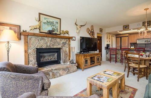 Steamboat Springs Condo | BT207 | Ski In | Great Views | Indoor Pool | Hot Tub | Winter Shuttle