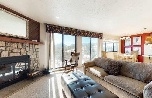 Wildernest Apartment | Buffalo Ridge 205