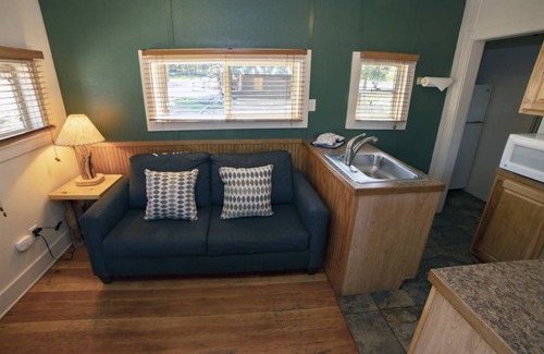 Estes Park Cabin | Cabin ∙ 1 bedroom ∙ 4 guests